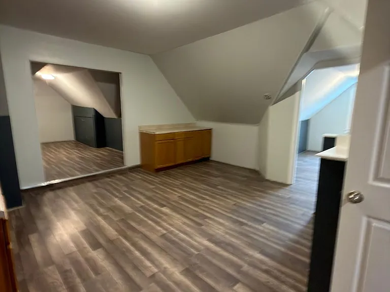 21 Essex St #6 — Photo 11