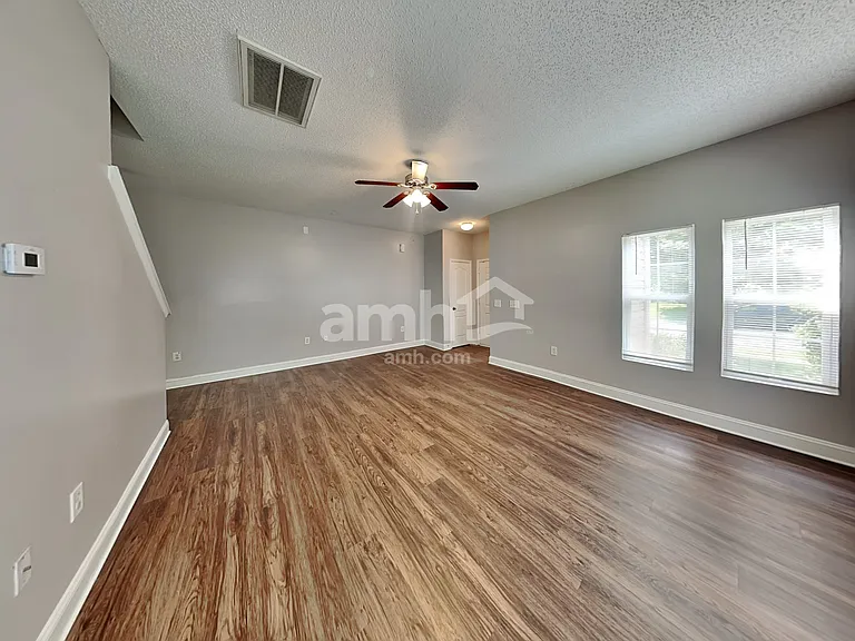 312 Lameshur Ln — Photo 8