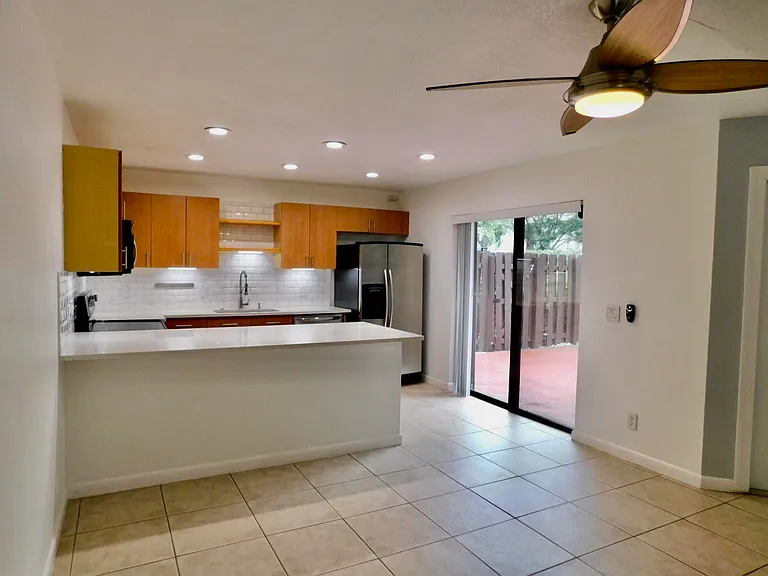 4155 Turnberry Cir #29 — Photo 9