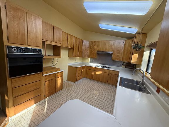 4th image of 75 Sandy Gulch Ln