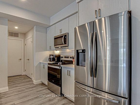 3rd image of 200 Callaway Rd #307
