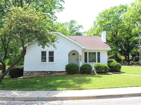 5104 El Monte St, Roeland Park, KS 66205