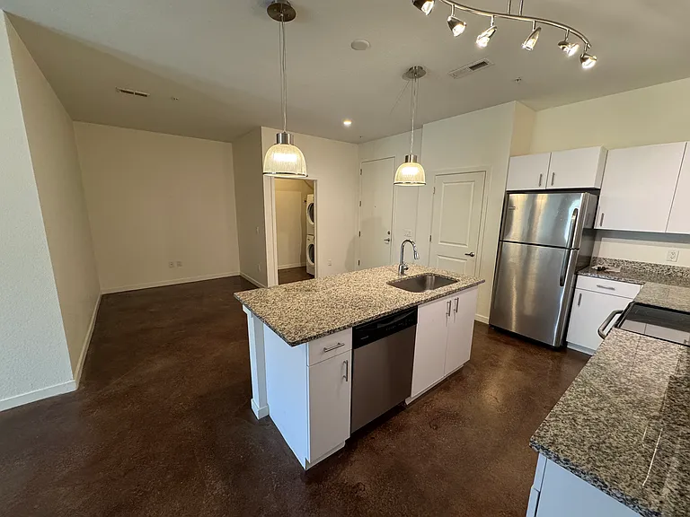 Curtis Street Lofts — Photo 36