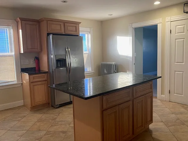 2 bed, 1200 sqft, $2,300 — Photo 3