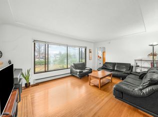 1371 Duthie Ave, Burnaby, BC V5A 2R5