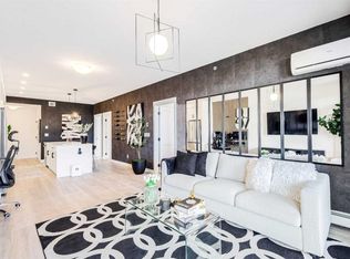 200 NW Seton Cir SE #2401, Calgary, AB T3M 3Y1