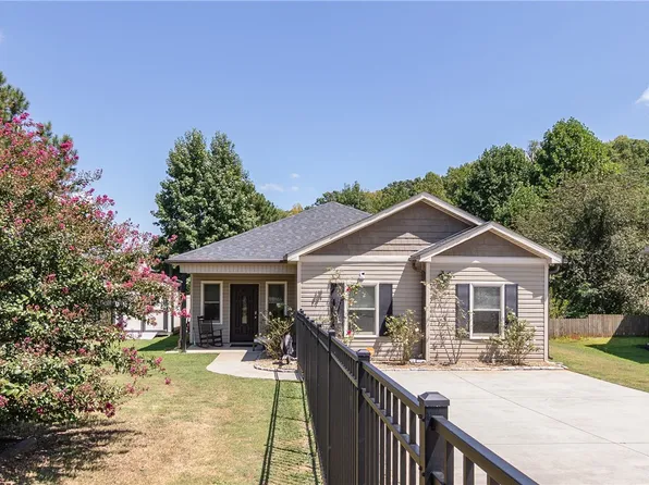 3 Cringle Ln, Anderson, SC 29625
