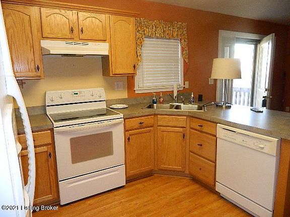 4th image of 6110 Erica Way