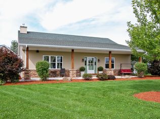 18701 67th St, Bristol, WI 53104