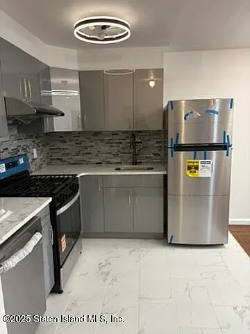 56 Whitaker Pl #2 — Photo 6