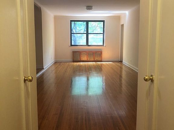 4th image of 6939 Yellowstone Blvd APT 208
