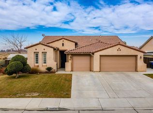2298 W Independence Pl, Hanford, CA 93230