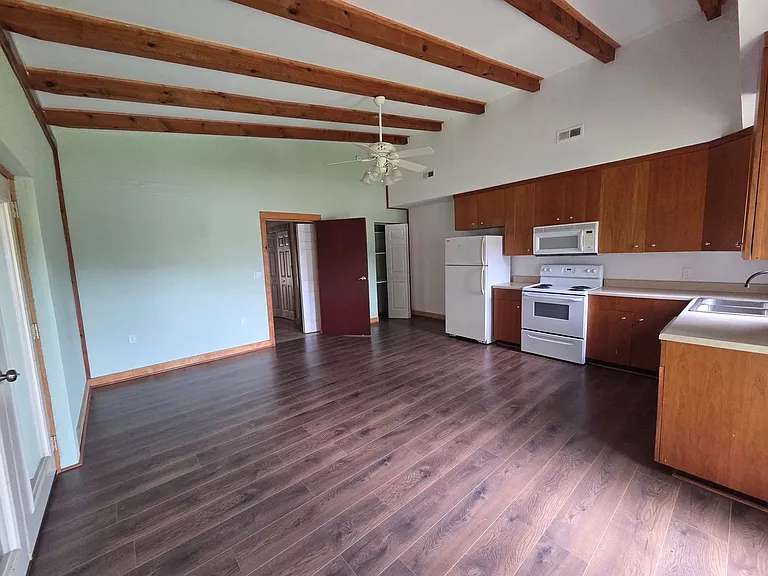 171 Gilmer St #C — Photo 1
