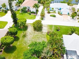 1272 Par View Dr, Sanibel, FL 33957