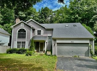 8566 Cedar St, Fox Lake, IL