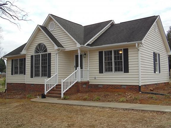 2nd image of 421 Lacie Nichole Dr