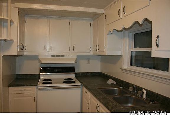 3rd image of 1005 Glenburnie Road