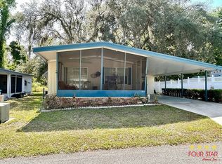7 Kings Blvd, Leesburg, FL 34748
