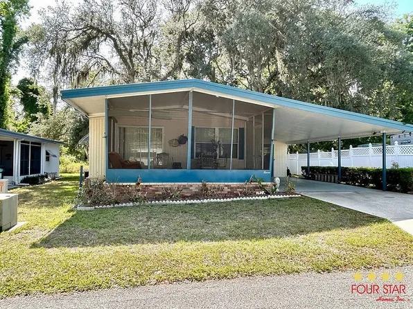 7 Kings Blvd, Leesburg, FL 34748