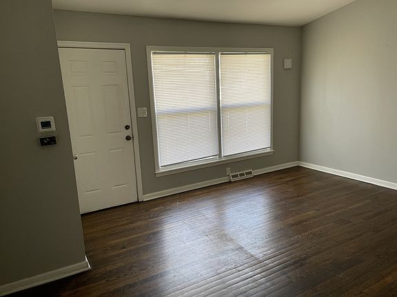 2nd image of 813 S Water St