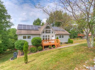 185 Morning Star Ln, Christiansburg, VA 24073