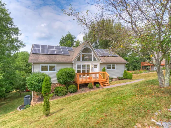 185 Morning Star Ln, Christiansburg, VA 24073
