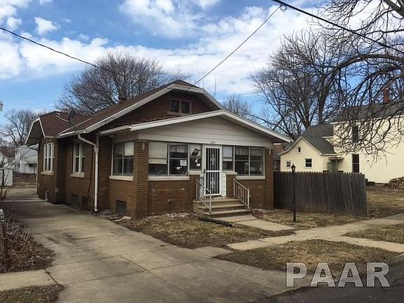 2nd image of 205 N Bergan Ave