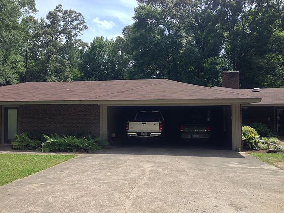 4th image of 301 Kerry Dr