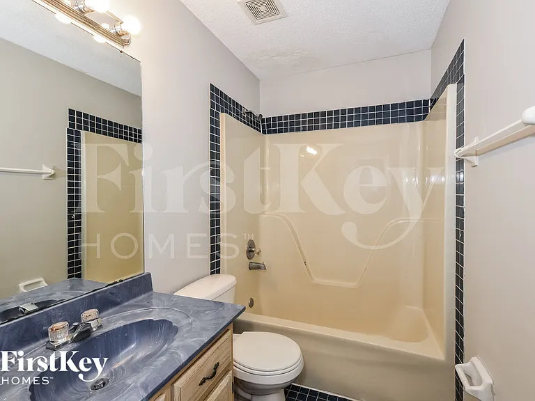 5535 Terri Lynn Cv — Photo 16