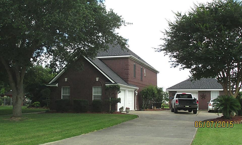 1st image of 629 Westwood Cir