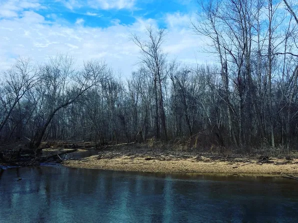 1228 Roan Creek Rd, Lobelville, TN 37097