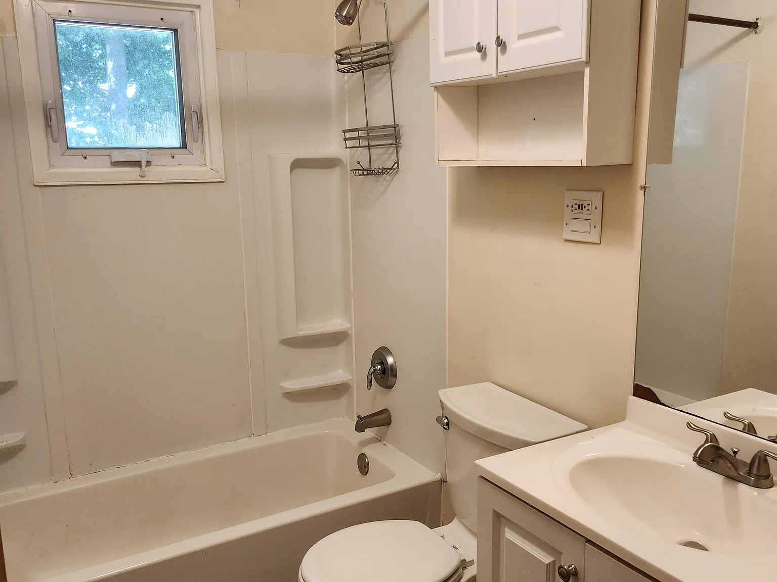 107 Cumpstone Drive - 1 — Photo 2