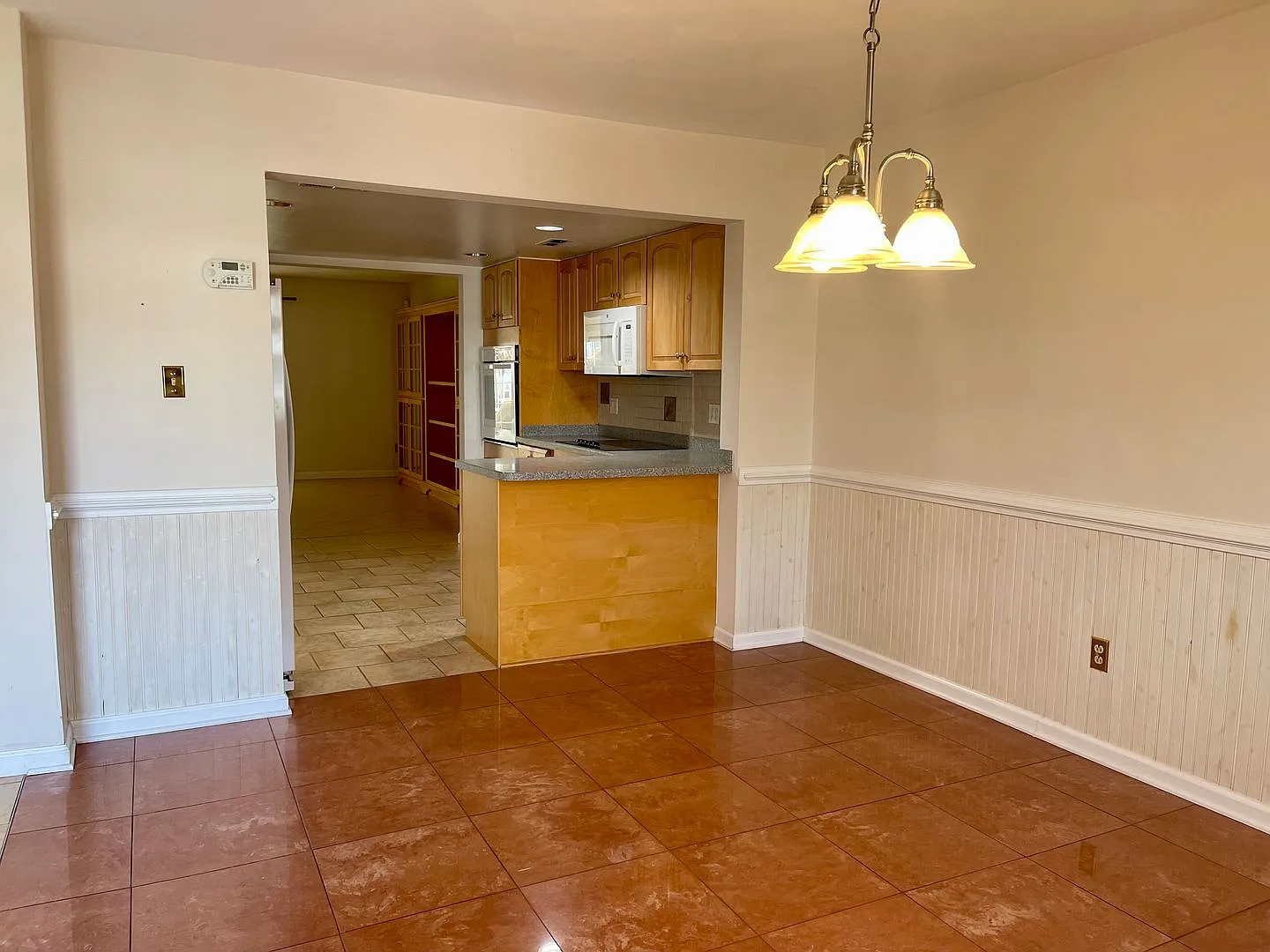 3 Bed 2.5 Bath Chesapeake Bay Townhome! — Photo 4