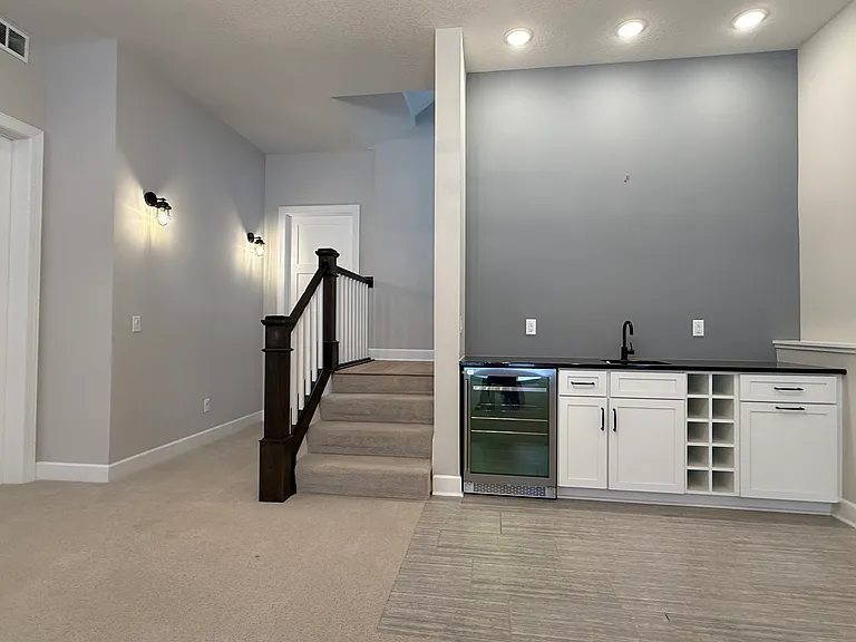 19370 Lake Ave — Photo 31
