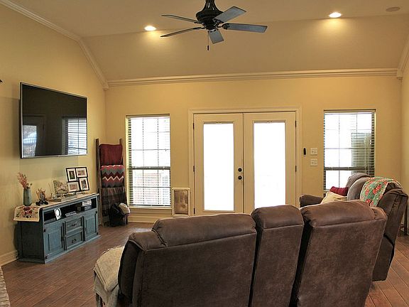 5th image of 5605 Whitaker Cir