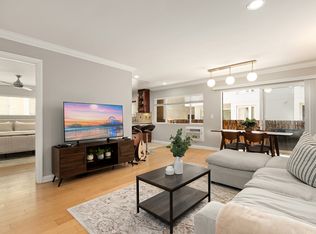 1154 S Barrington Ave APT 112, Los Angeles, CA 90049