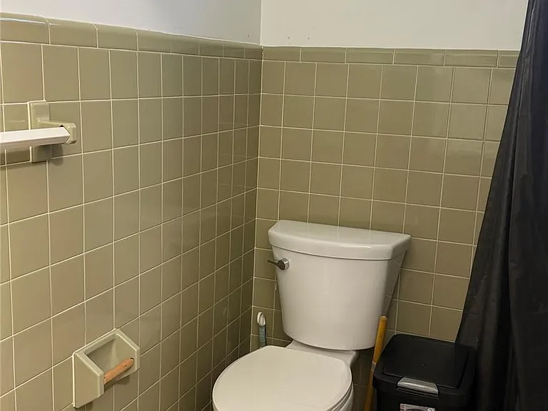 417 Baker St #A — Photo 12