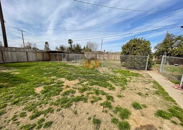 950 Windsor Dr — Photo 17