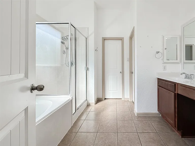 20319 Little Wing Dr — Photo 31