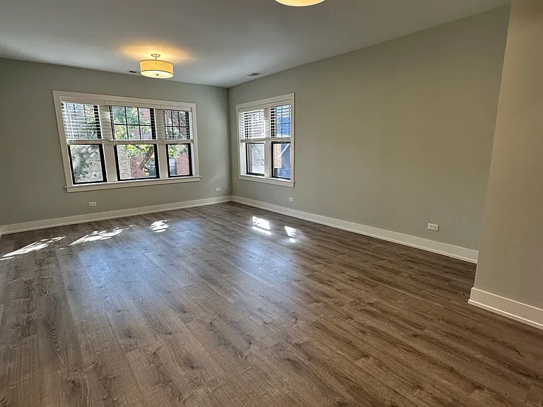 1142 Maple Ave #2 — Photo 5
