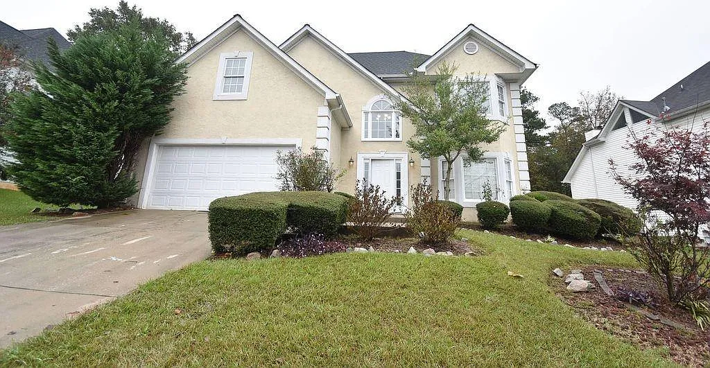 12078 Olmstead Dr photo 1