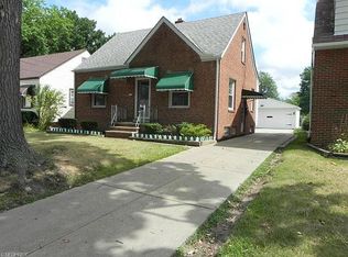 411 E 250th St, Euclid, OH 44132