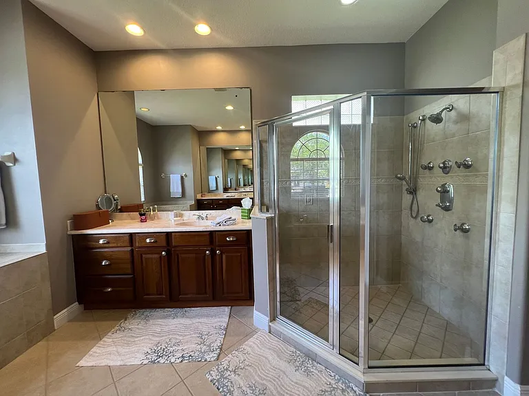 630 Broadoak Loop — Photo 37