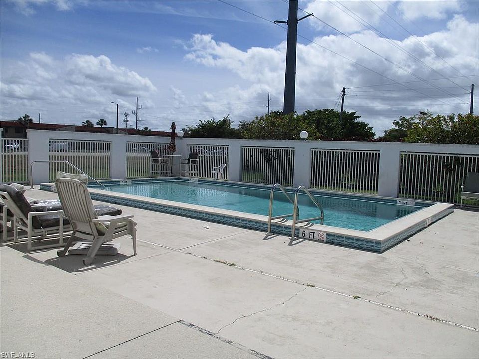 1st image of 4641 SW Santa Barbara Pl APT 3