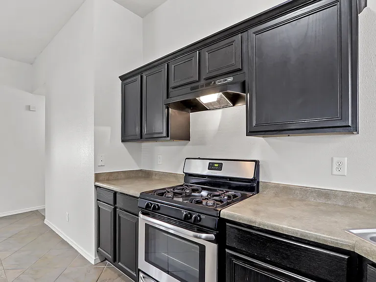 4821 Ramon Vega Ln — Photo 26