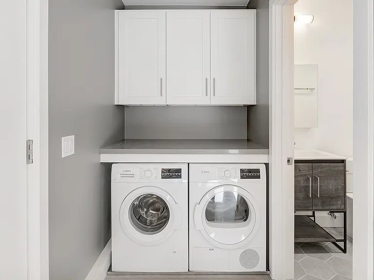 1357 Francisco St — Photo 10