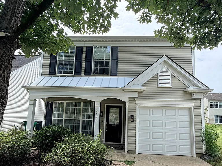 3408 Laurenhurst Ln — Photo 1