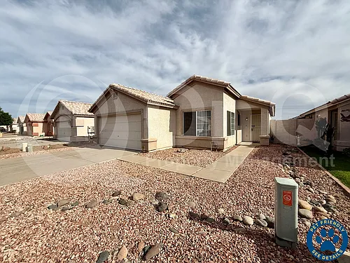 10423 W Reade Ave Photo 1