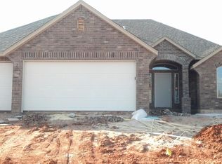3501 Canton Trl, Yukon, OK 73099