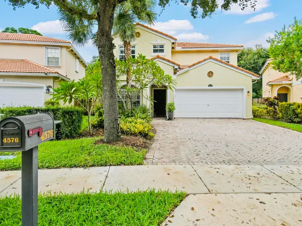 4576 Thornwood Circle, Palm Beach Gardens, FL 33418